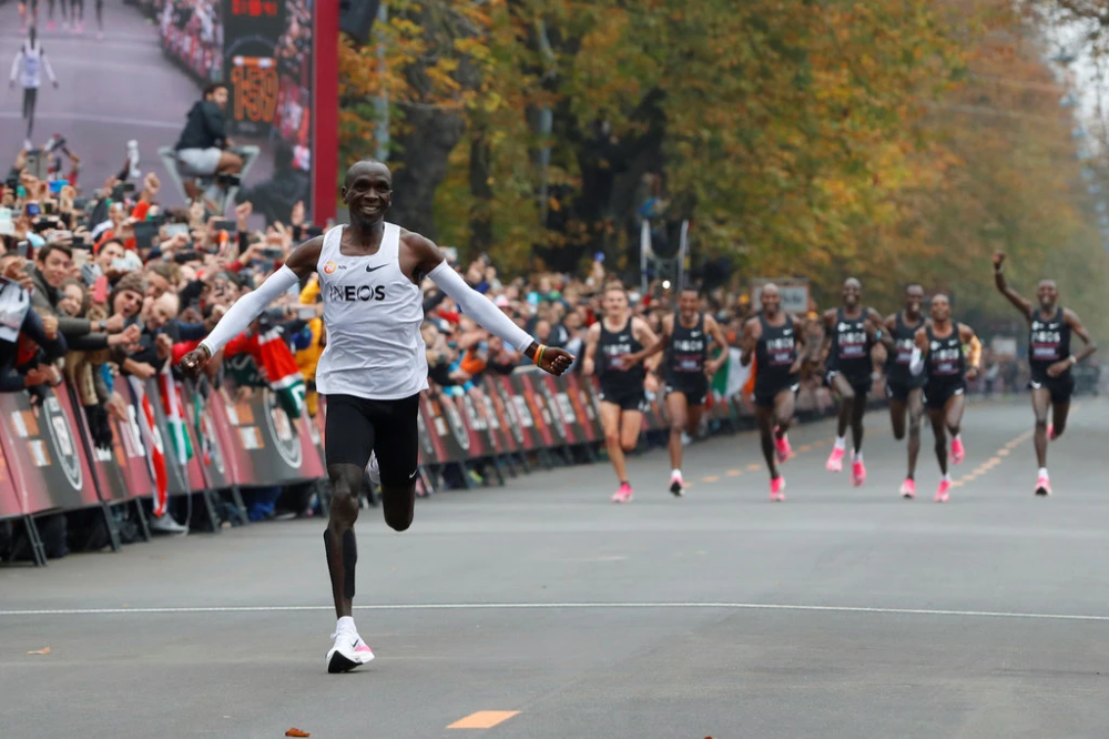 Мировой рекорд по бегу на 1 км. бег и его польза - tony.ru