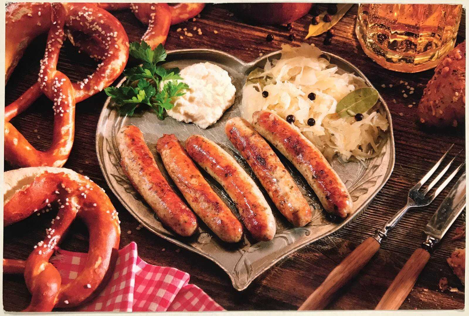 Национальная еда Германии Баварские колбаски