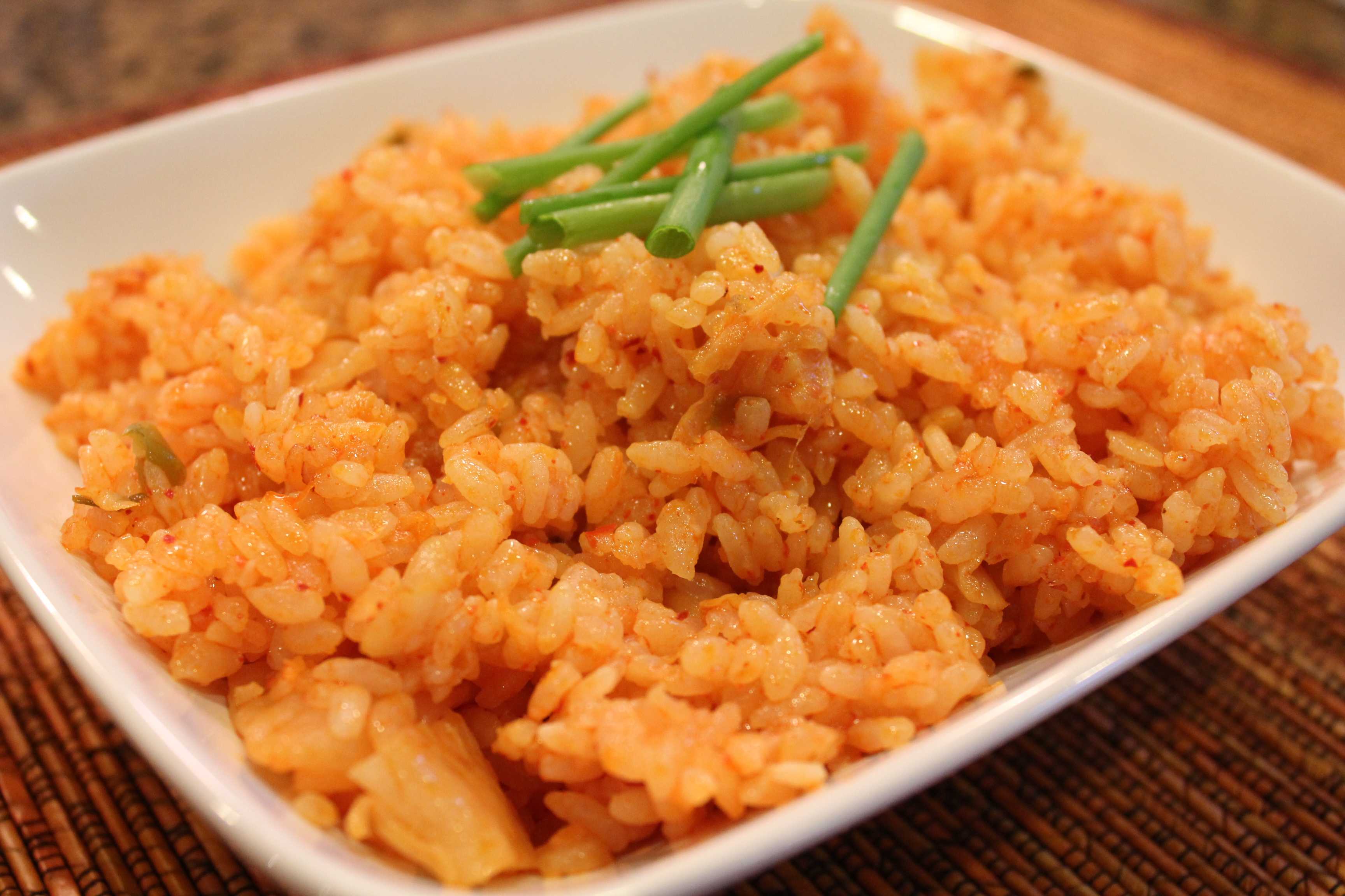 Рис с жареной колбасой рецепт с фото